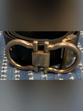 Salvatore Ferragamo Black Leather Belt with Silver Gancini Buckle